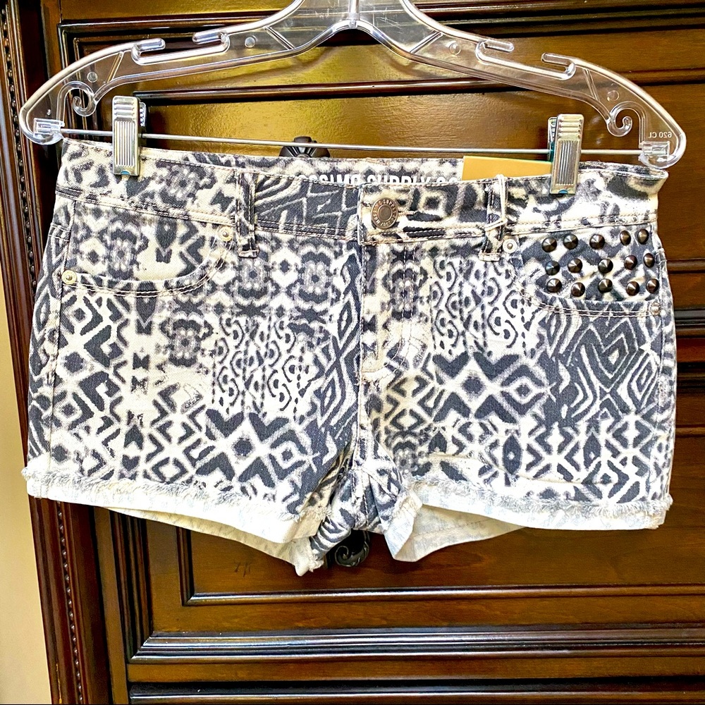 Tribal Studded Low Rise Jean Shorts | 7